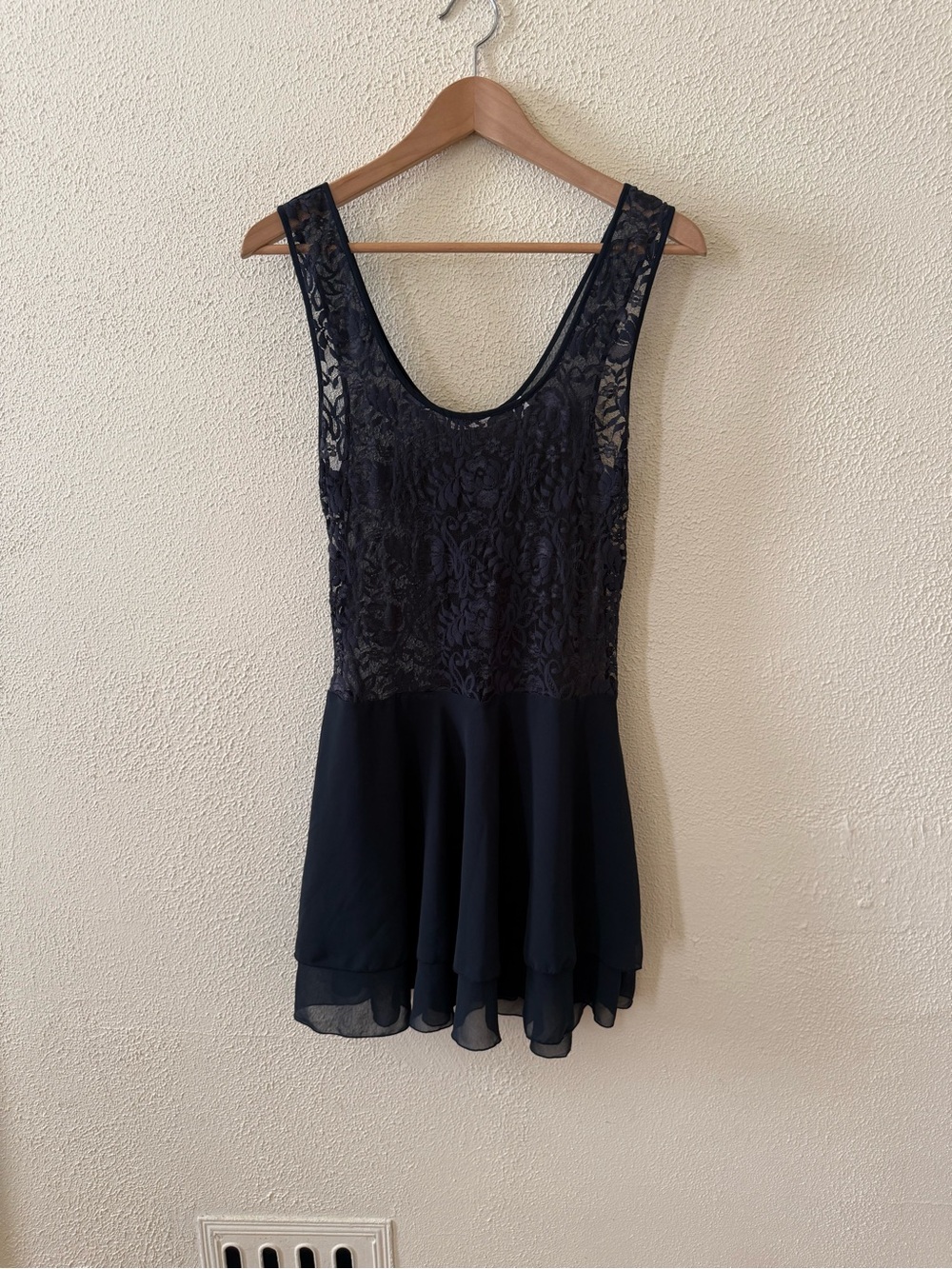 Vintage 90s Victoria's Secret Black Lace Slip S